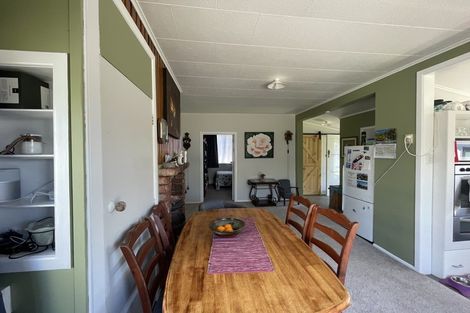 Photo of property in 15 Tawhana Street, Te Kuiti, 3910