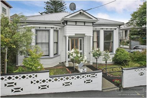 Photo of property in 34 Porritt Avenue, Mount Victoria, Wellington, 6011