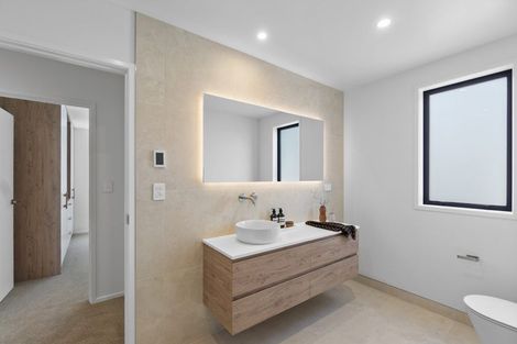 Photo of property in 2 Riverview Terrace, Fairfield, Hamilton, 3214