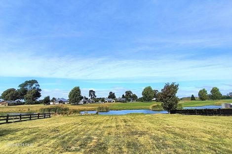 Photo of property in 3 Mara-kai Place, Pegasus, 7612