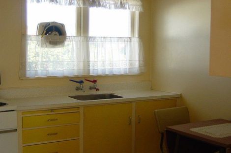 Photo of property in 2/187 Lake Road, Belmont, Auckland, 0622