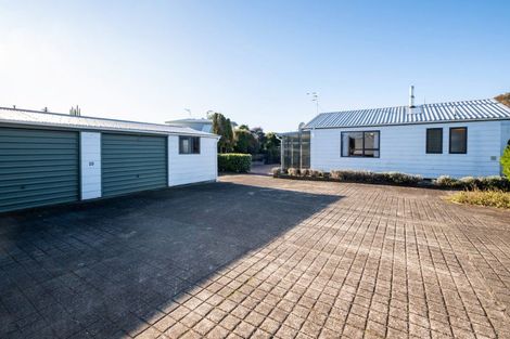 Photo of property in 10 Oregon Road, Te Awanga, 4102