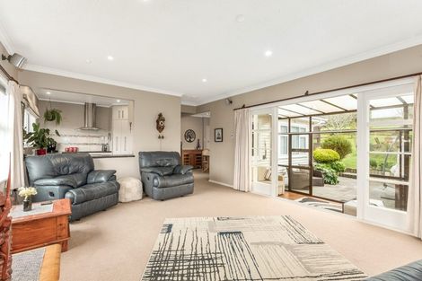 Photo of property in 351 Main Road, Tawa, Wellington, 5028