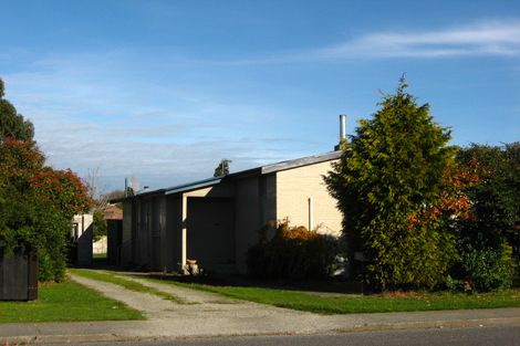 Photo of property in 2 Hamilton Street, East Gore, Gore, 9710