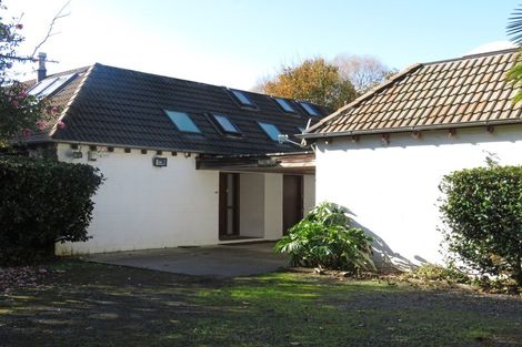 Photo of property in 25 Heatherlea Road East, Levin, 5571