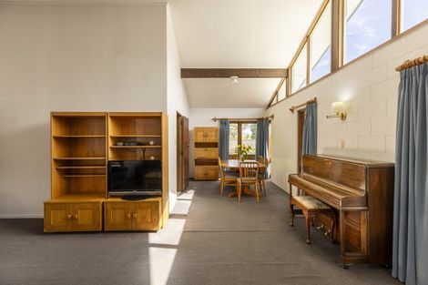 Photo of property in 44 Buick Crescent, Awapuni, Palmerston North, 4412