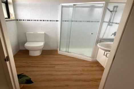 Photo of property in 1/3 Inga Road, Milford, Auckland, 0620