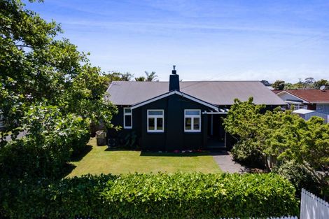 Photo of property in 187 Brooklands Road, Vogeltown, New Plymouth, 4310