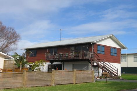Photo of property in 4 Kauri Crescent, Snells Beach, 0920