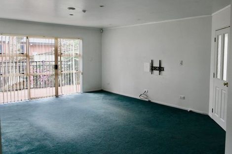 Photo of property in 78 Goodwood Drive, Goodwood Heights, Auckland, 2105