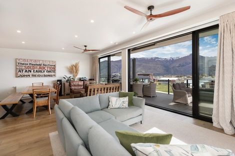 Photo of property in 48 Farrant Drive, Wanaka, 9305