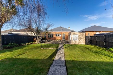 Photo of property in 362 Bay View Road, Saint Clair, Dunedin, 9012