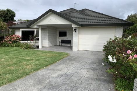 Photo of property in 32a Weka Road, Raumati Beach, Paraparaumu, 5032