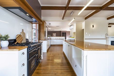 Photo of property in 11 Orite Drive, Mangorei, New Plymouth, 4371