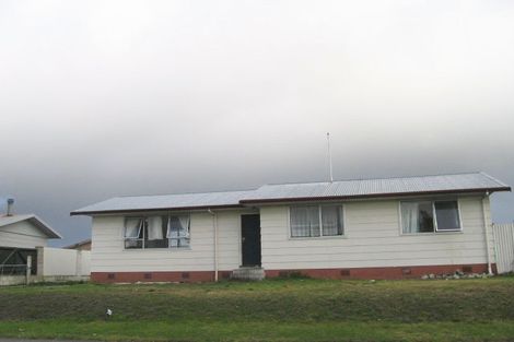 Photo of property in 17 Peary Crescent, Flaxmere, Hastings, 4120