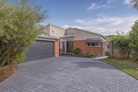 Photo of property in 16 Herbs Place, Cashmere, Christchurch, 8022