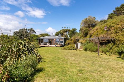 Photo of property in 21 Raroa Place, Pukerua Bay, 5026