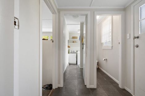 Photo of property in 273 Parewanui Road, Bulls, 4894