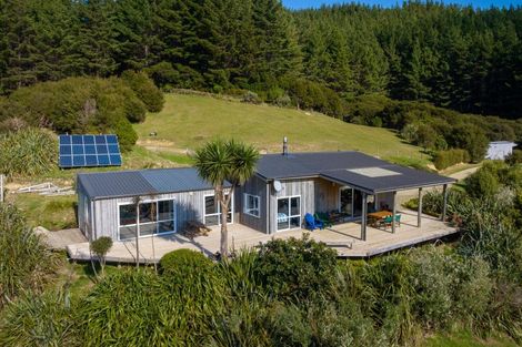 Photo of property in 344 Crail Bay Road, Crail Bay, Marlborough Sounds, 7282