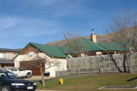 Photo of property in 129 Meadowstone Drive, Wanaka, 9305
