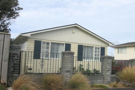 Photo of property in 6 Laurel Grove, Maungaraki, Lower Hutt, 5010