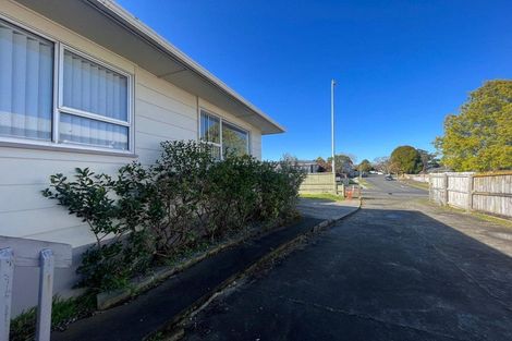 Photo of property in 105 Mahia Road, Wattle Downs, Auckland, 2103