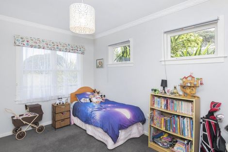 Photo of property in 28 Moana Road, Okitu, Gisborne, 4010