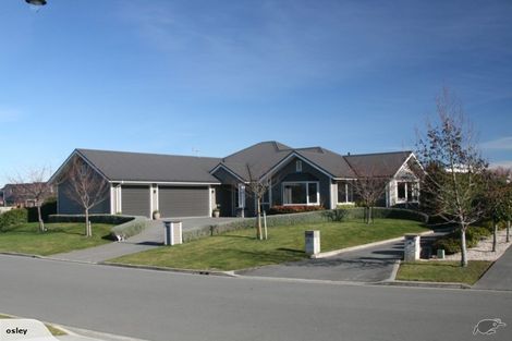 Photo of property in 1 Holly Place, Rangiora, 7400