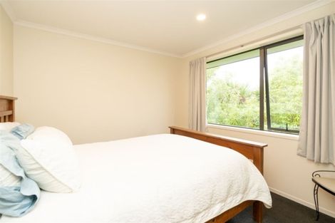 Photo of property in 8 Ashbourne Lane, Dinsdale, Hamilton, 3204