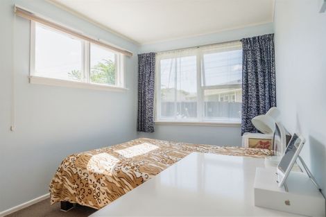 Photo of property in 12 Pensacola Crescent, Broomfield, Christchurch, 8042