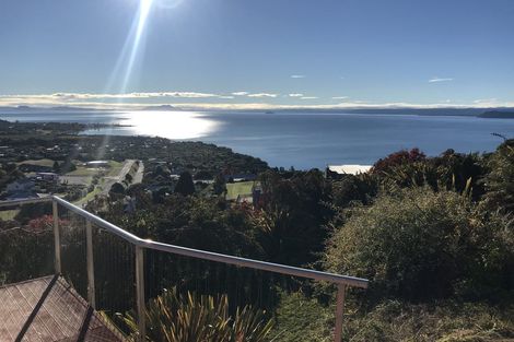 Photo of property in 14 Ngapera Way, Omori, Turangi, 3381