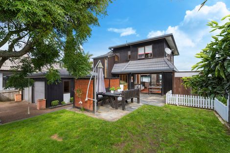 Photo of property in 33 St Annes Crescent, Wattle Downs, Auckland, 2103