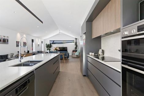 Photo of property in 20 Howden Drive, Jacks Point, 9371