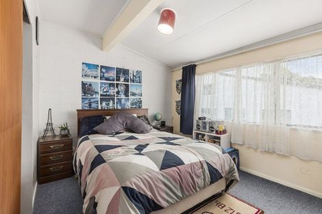 Photo of property in 2/29 Main Road, Tawa, Wellington, 5028