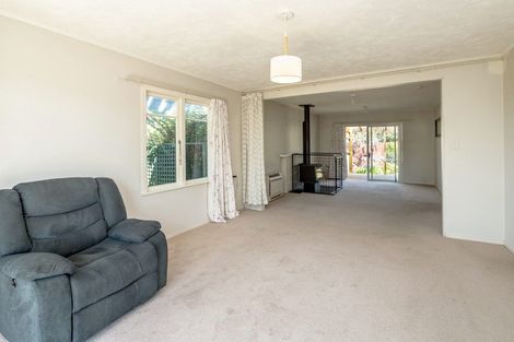 Photo of property in 27 Wavell Crescent, Lansdowne, Masterton, 5810