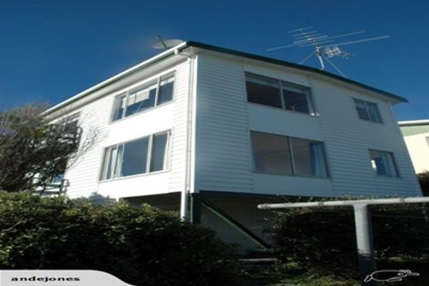 Photo of property in 2 Overtoun Terrace, Hataitai, Wellington, 6021