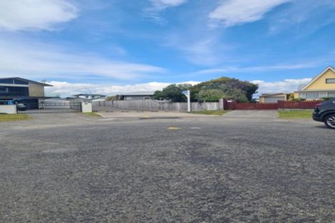 Photo of property in 5 Snappers Lane, Foxton Beach, Foxton, 4815