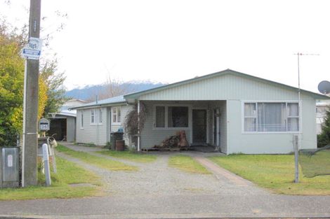 Photo of property in 36 Gunn Street, Te Anau, 9600