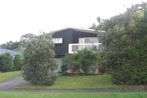 Photo of property in 9 Mappin Place, Chatswood, Auckland, 0626