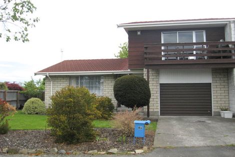 Photo of property in 2/8 Applewood Place, Casebrook, Christchurch, 8051