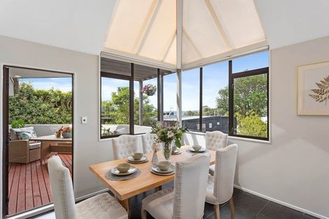 Photo of property in 2/4 Prospect Terrace, Milford, Auckland, 0620