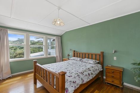 Photo of property in 48 Montgomery Avenue, Karori, Wellington, 6012