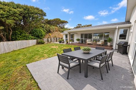 Photo of property in 18 Banks Boulevard, Whitby, Porirua, 5024