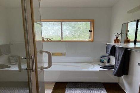 Photo of property in 10a Aorangi Road, Paraparaumu, 5032