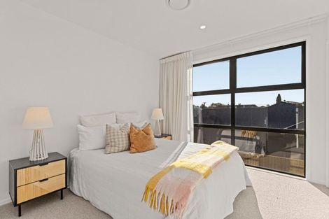 Photo of property in 32 Hawthorne Street, Strowan, Christchurch, 8052