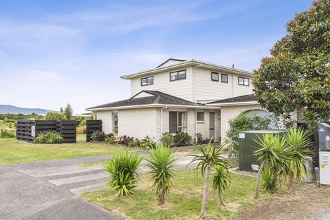 Photo of property in 1 Manawa Avenue, Raumati Beach, Paraparaumu, 5032