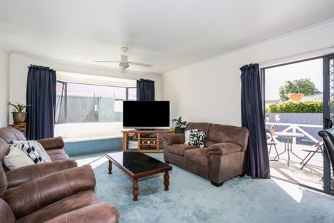 Photo of property in 1a Devon Street, Taradale, Napier, 4112