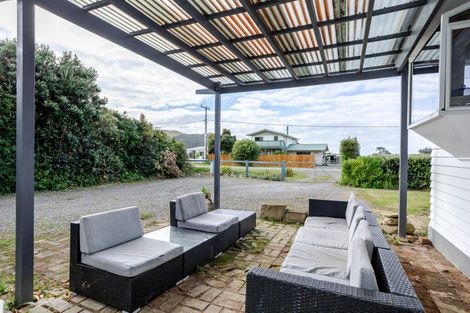 Photo of property in 40 Seaview Road, Herbertville, Dannevirke, 4970