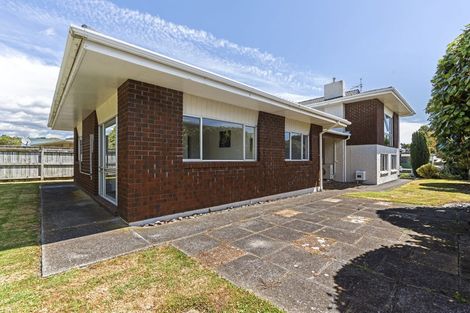 Photo of property in 3 Park Lane, Waitara, 4320