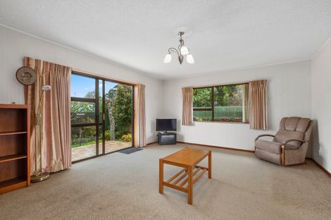 Photo of property in 2/208 Centreway Road, Orewa, 0931